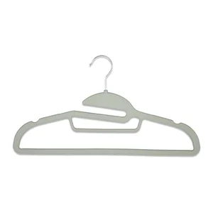Sada 10 plastových ramínek Addis