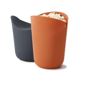 Sada 2 mikrovlnných nádobek na popcorn Joseph Joseph M-Cuisine