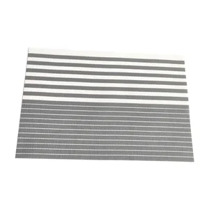 Sada plastových prostírek Stripe 2 ks 30x45 cm