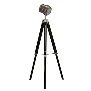 Stojací lampa CINDA Typ 26