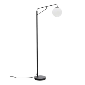 Stojací lampa Eilo 164 cm, bílá/černá, skleněné stínidlo – Kave Home