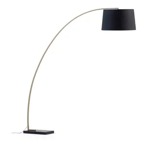 Stojací lampa Juhe Kave Home černo-zlatá 210 cm