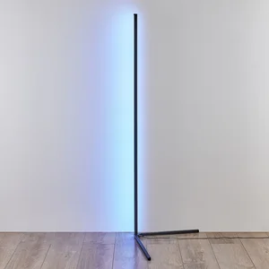 Stojací LED lampa Level Trio – černá (141 cm)