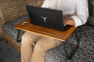 Stolek na notebook BEDVER – ořech/černá