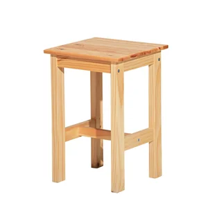 Stolička GRAIAN ze smrku lakovaná