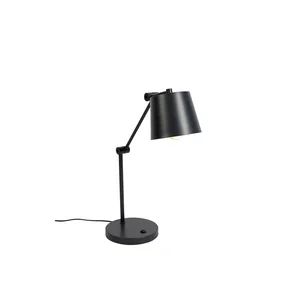 Stolní lampa Hajo s kovovým stínidlem