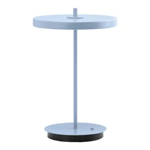 Světle modrá LED stolní lampa s kovovým stínidlem