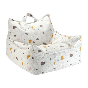 Terrazzo Chair – bílý dětský sedací vak Wigiwama