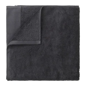 Tmavě šedý bavlněný ručník Blomus – 50 × 100 cm
