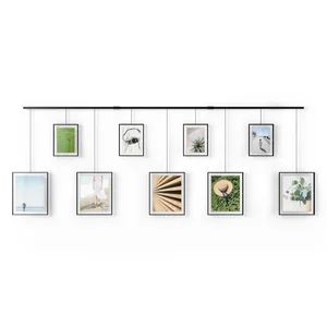 Umbra Exhibit 9 – Galerijní systém na zeď, černý