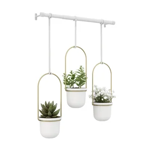 Umbra Triflora: závěsný set 3 květináčů (bílo-zlatá)