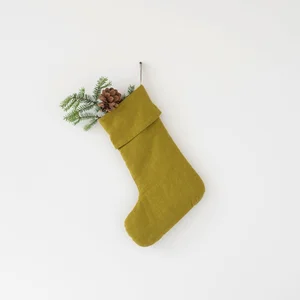 Vánoční punčocha Moss Green od Linen Tales