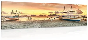 Západ slunce nad lodí