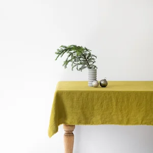 Zelený lněný ubrus Linen Tales Classic 140 × 350 cm