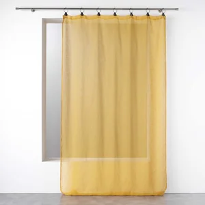 Žlutá voálová záclona 140 × 240 cm Linka – jemnost interiéru