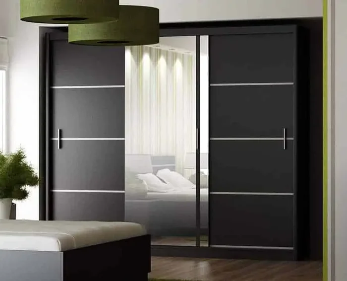 Casarredo VISTA Černá šatní skříň s posuvnými dveřmi