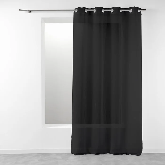 Černá záclona Telma 140x280 cm