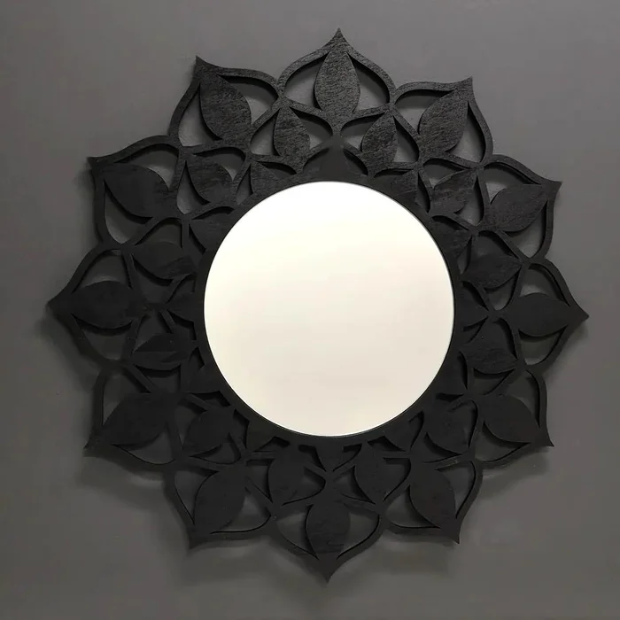Černé dřevěné zrcadlo Mandala 51 cm