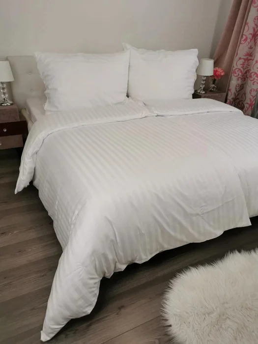 Damaškové bílé povlečení TiaHome 2dílné set