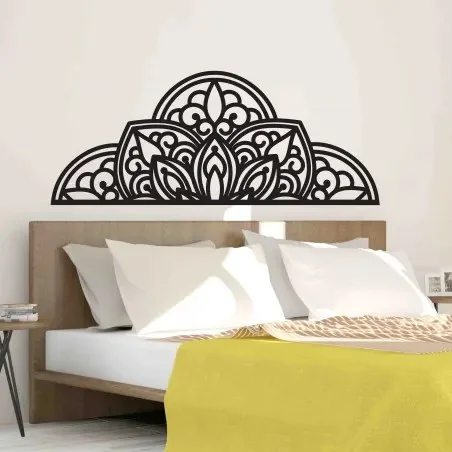 Dřevěná poloviční mandala na stěnu