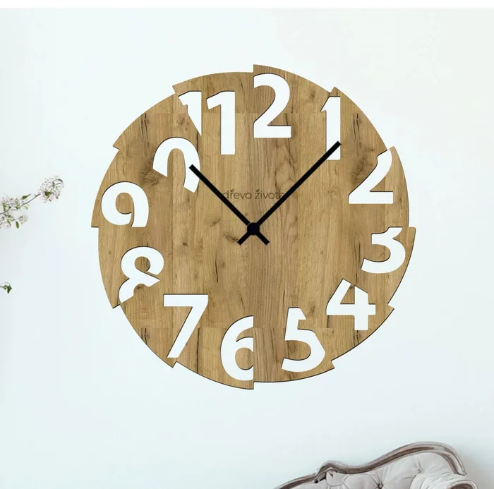 Dřevěné nástěnné hodiny HALF