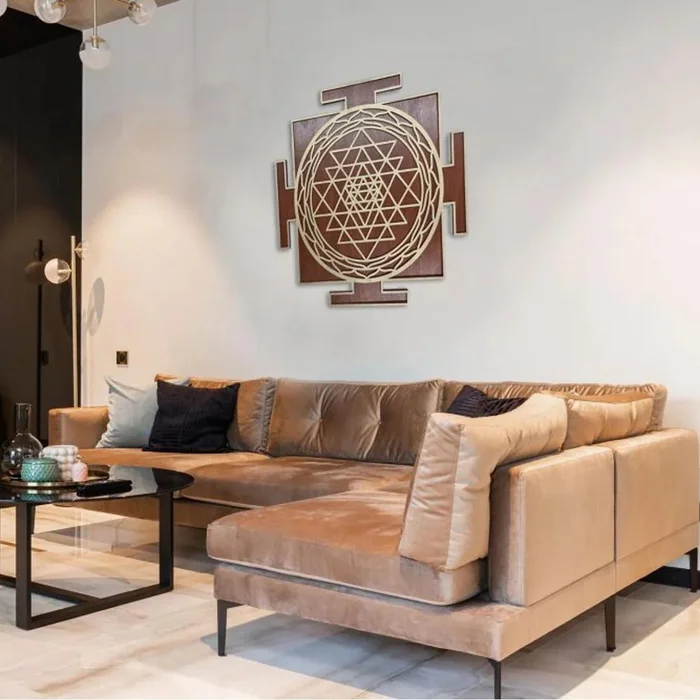 Dřevěný obraz Sri Yantra s zlatým akcentem 60 cm