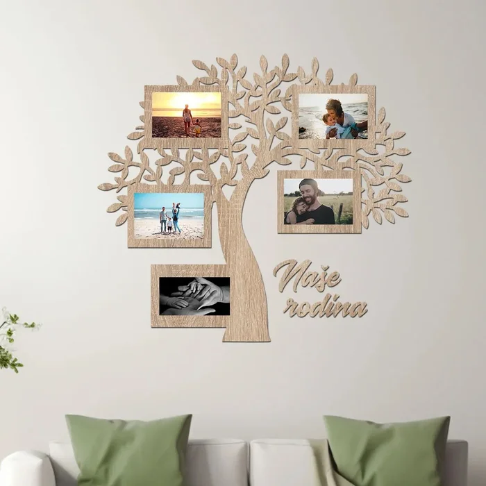 Dřevěný strom rodiny na zeď