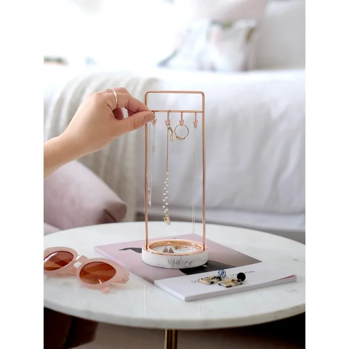 Elegantní stojan na šperky Stackers