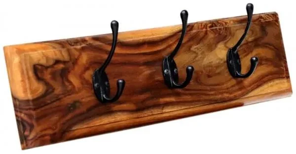 Indický věšák Jali s třemi háčky