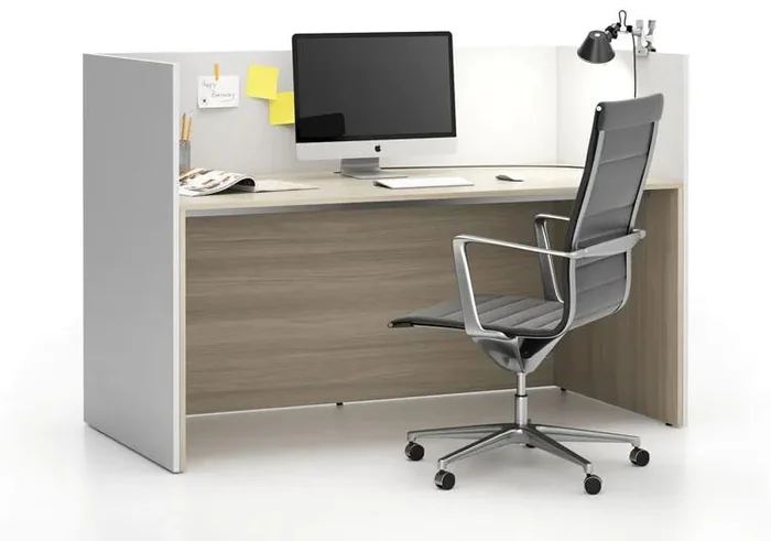 Kancelářská sestava SEGMENT s paravánem a rovnou deskou
