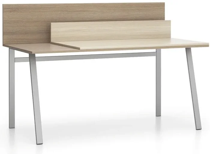 Kancelářský stůl SINGLE LAYERS s posuvnou deskou a přepážkami