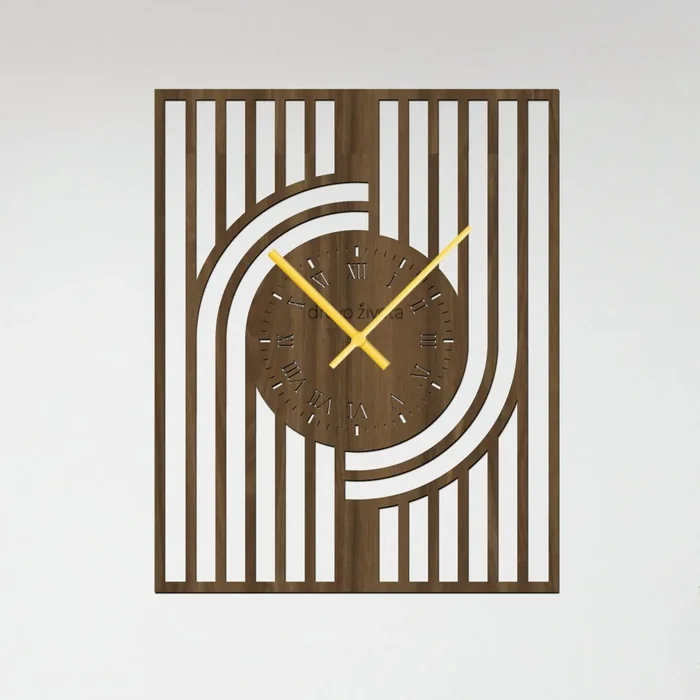 Nástěnné hodiny Gatsby z dřeva s dekorací v ořechové barvě