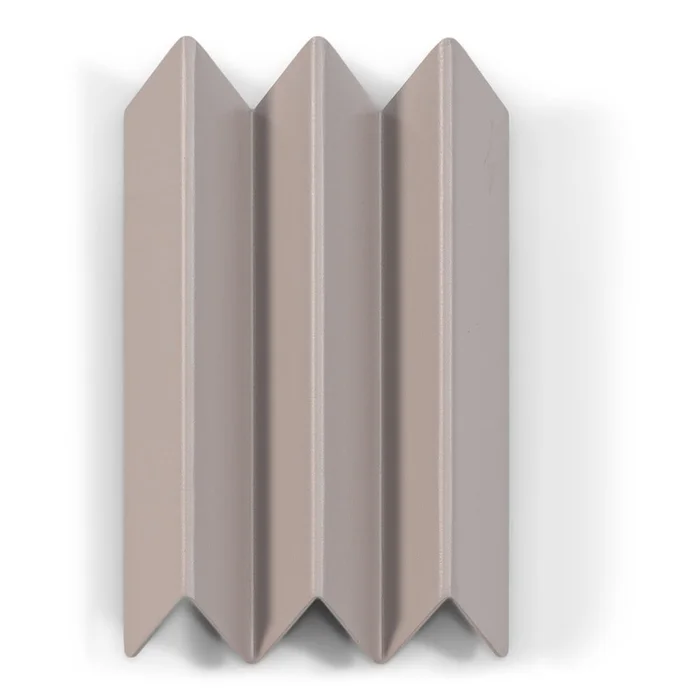 Nástěnný kovový věšák Sensu od Spinder Design