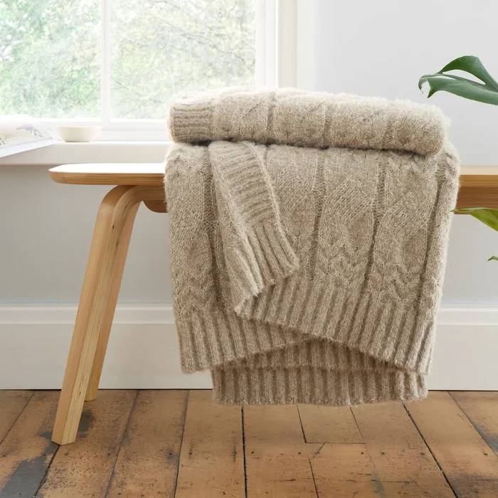 Pletená deka Cable Knit 150x200 cm Bianca