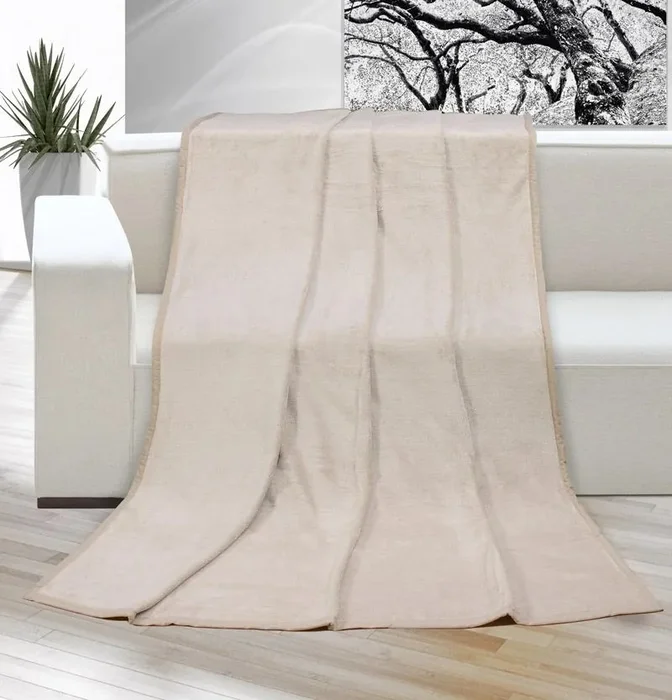 Plyšová deka Korall Micro v krémovém odstínu 150x200cm