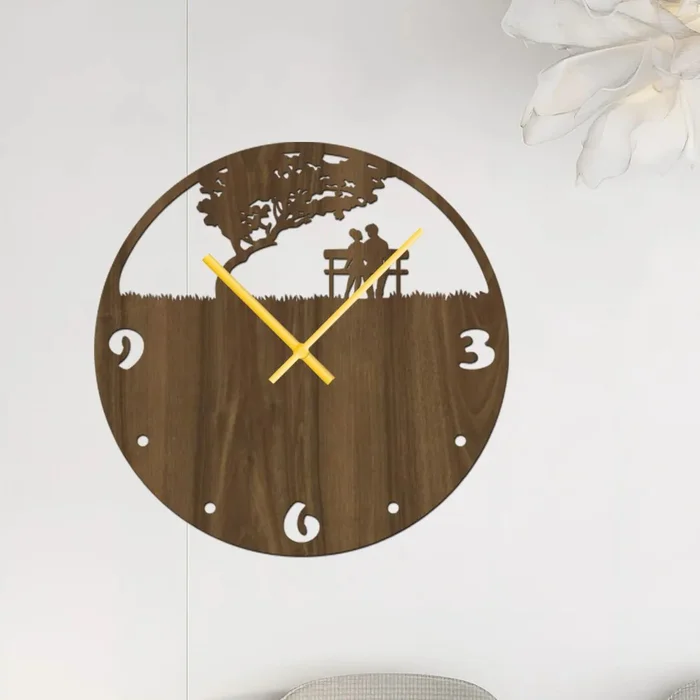 Přírodní elegance - Nástěnné hodiny SETKÁNÍ v dekoru ořech