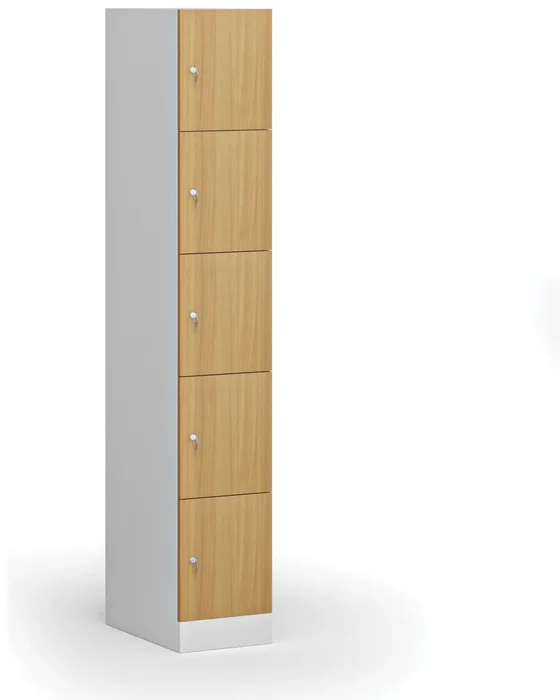 Šatní skříňka s pěti boxy a zabezpečením