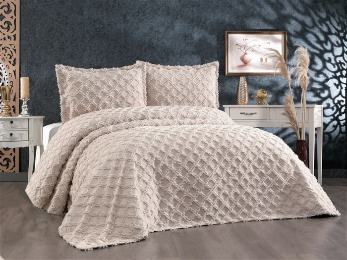 Set NN00655: Přehoz na dvoulůžko 240 × 260 cm + 2 povlaky 60 × 80 cm