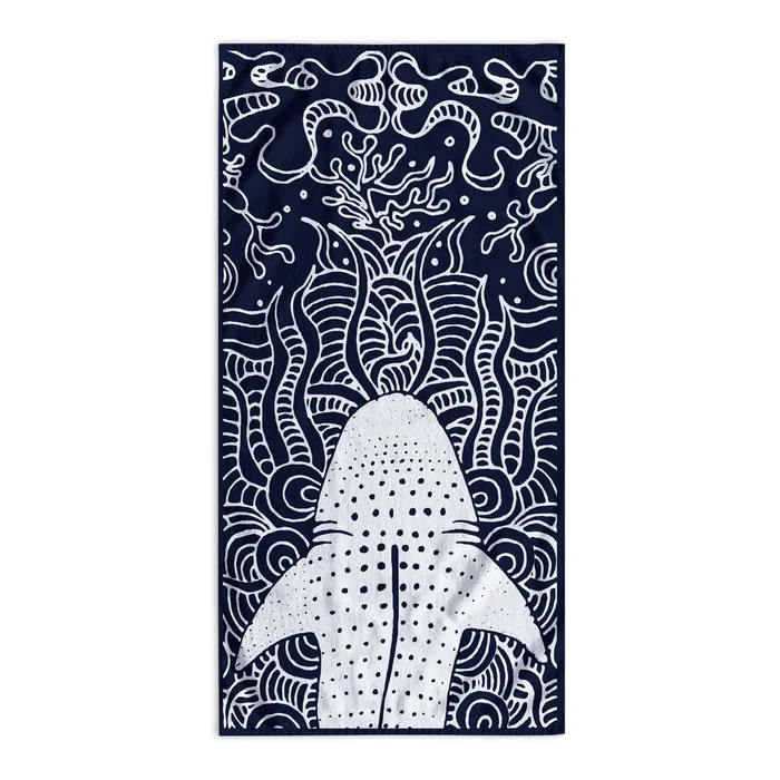 Tmavě modrá plážová osuška Shark 90x180 cm