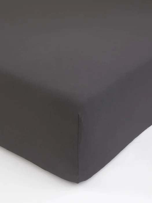 Tmavě šedé jersey prostěradlo s elastanem 140×200 cm