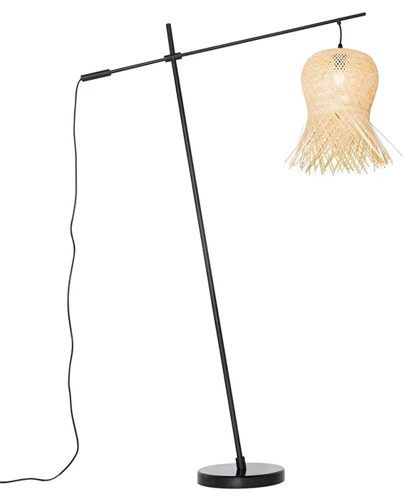 Venkovní stojací lampa Carlos s bambusovým stínítkem