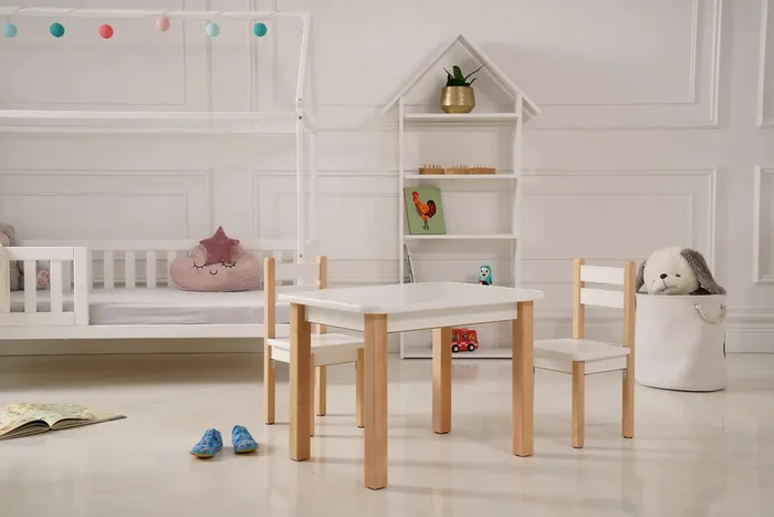 Vingo Dětský set stolu a židliček s úložnými přihrádkami