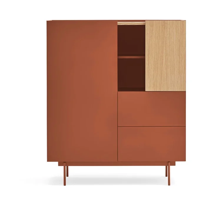 Vysoká dubová komoda s cihlovo-přírodním dekorem 100x120 cm