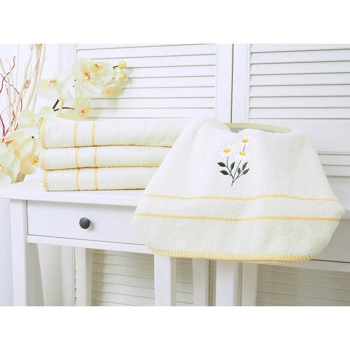Žlutá a krémová osuška 65x130 cm
